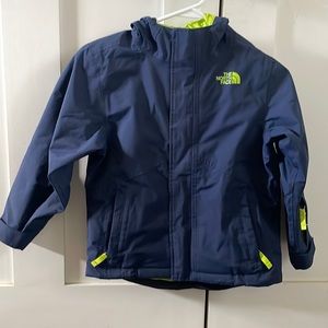 Boys North Face Dryvent Jacket size XS - Blue/ Green